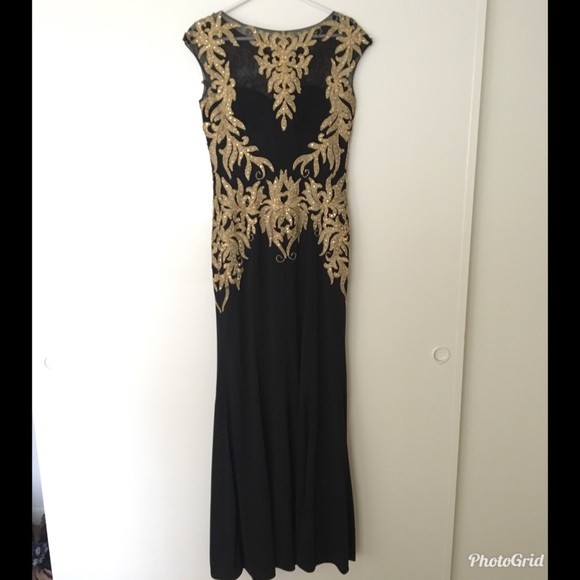 Black and Gold Prom Dress - Picture 4 of 7